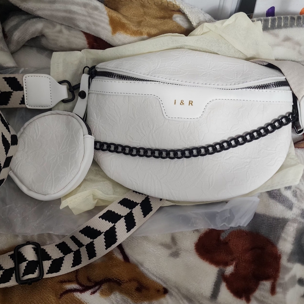 White crossbody bag